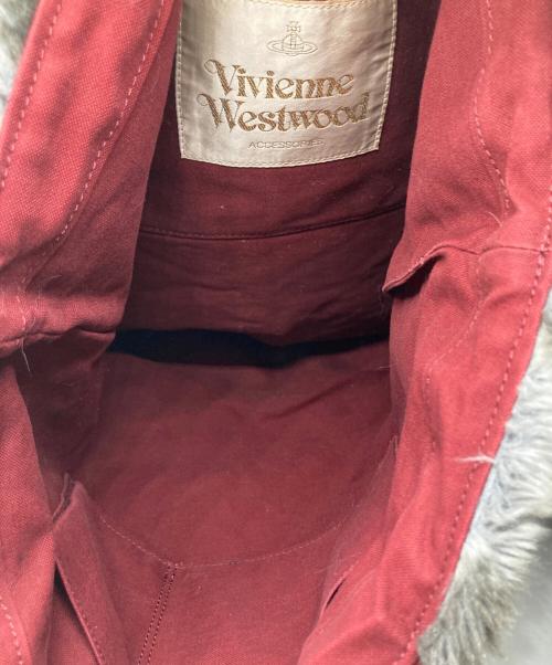 Vivienne Westwood（ヴィヴィアンウエストウッド）Vivienne Westwood (ヴィヴィアンウエストウッド) フェイクファートートバッグ グレー サイズ:実寸サイズをご確認くださいの古着・服飾アイテム