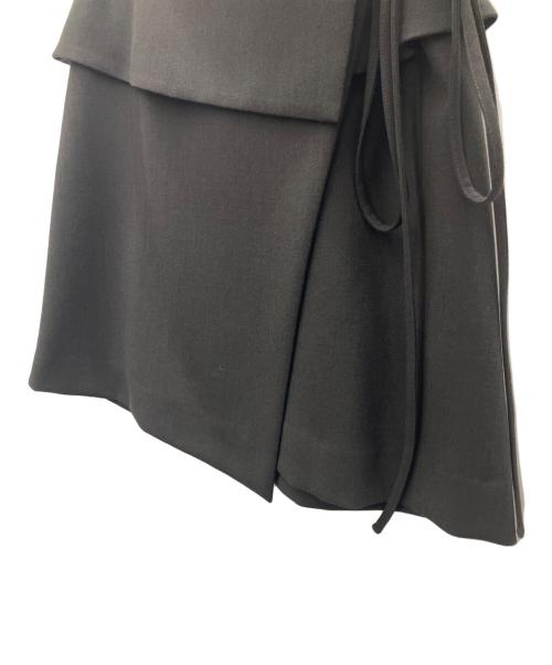 FRAY ID（フレイ アイディー）FRAY ID (フレイ アイディー) ラップデザインミニスカート チャコールグレー サイズ:SIZE1の古着・服飾アイテム