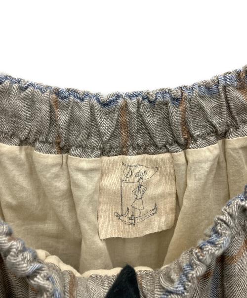 D-due（ディ・ドゥエ）D-due (ディ・ドゥエ) リネンチェックスカート グレー サイズ:SIZE38の古着・服飾アイテム