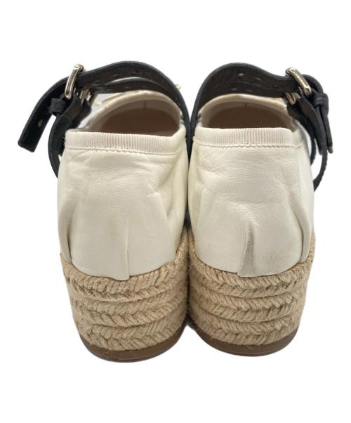 MIU MIU（ミュウミュウ）MIU MIU (ミュウミュウ) ベルト付きエスパドリーユ ホワイト サイズ:38の古着・服飾アイテム