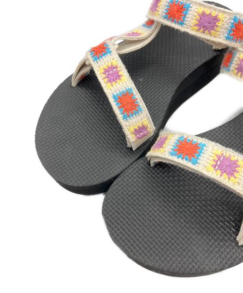 TEVA（テバ）TEVA (テバ) FLATFORM UNIVERSAL CROCHET ブラック サイズ:SIZE 25cmの古着・服飾アイテム