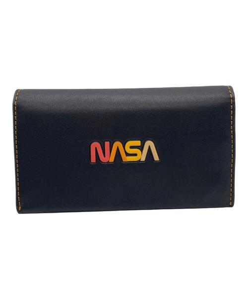 COACH（コーチ）COACH (コーチ) NASA (ナサ) 2つ折り財布の古着・服飾アイテム