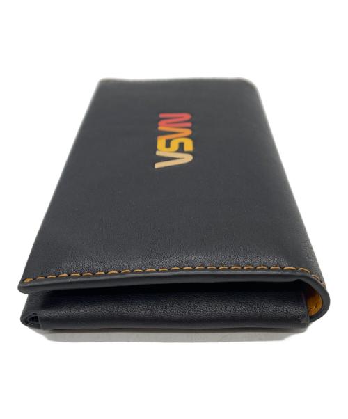 COACH（コーチ）COACH (コーチ) NASA (ナサ) 2つ折り財布の古着・服飾アイテム