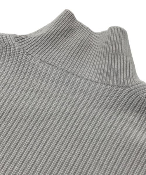 FOXEY（フォクシー）FOXEY (フォクシー) カシミヤハイネックニット ライトグレー サイズ:SIZE 38の古着・服飾アイテム