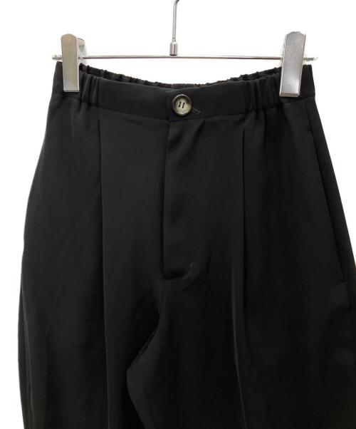 ENFOLD（エンフォルド）ENFOLD (エンフォルド) WASHABLE CARROT PANTS ブラック サイズ:SIZE 34の古着・服飾アイテム