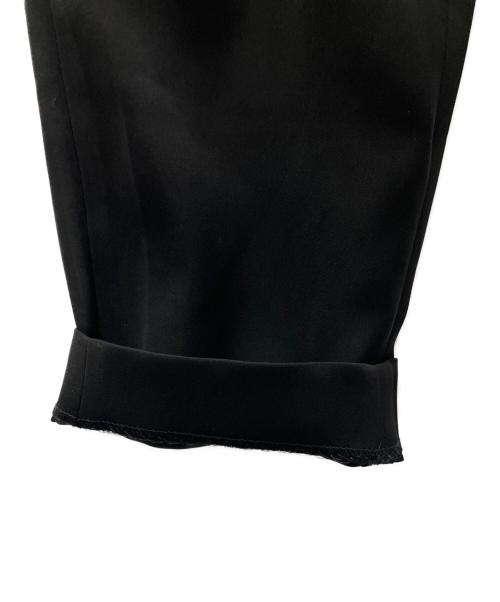 ENFOLD（エンフォルド）ENFOLD (エンフォルド) WASHABLE CARROT PANTS ブラック サイズ:SIZE 34の古着・服飾アイテム