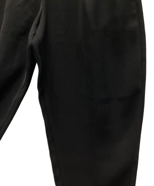 ENFOLD（エンフォルド）ENFOLD (エンフォルド) WASHABLE CARROT PANTS ブラック サイズ:SIZE 34の古着・服飾アイテム