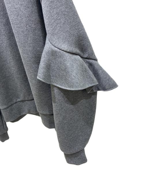 ENFOLD（エンフォルド）ENFOLD (エンフォルド) KEITA MARUYAMA (ケイタマルヤマ) ラッフルスリーブプルオーバー グレー サイズ:38の古着・服飾アイテム