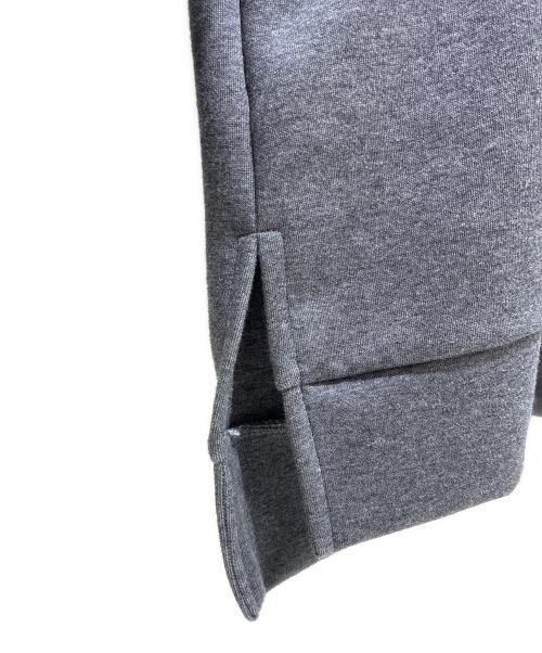 ENFOLD（エンフォルド）ENFOLD (エンフォルド) KEITA MARUYAMA (ケイタマルヤマ) ラッフルスリーブプルオーバー グレー サイズ:38の古着・服飾アイテム