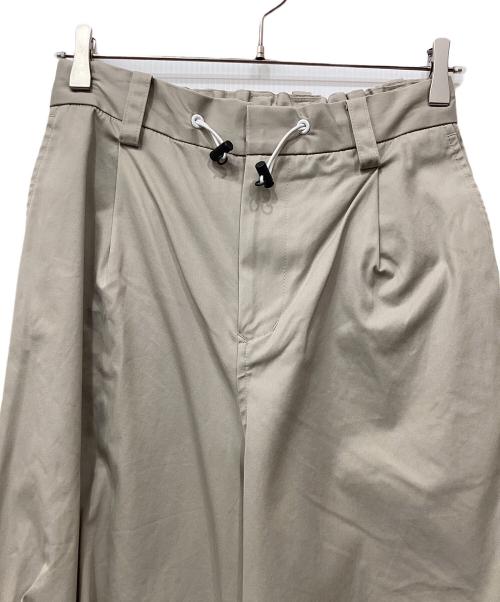 RYO TAKASHIMA（リョウタカシマ）RYO TAKASHIMA (リョウタカシマ) VENTILE COTTON DRAWSTRING PANTS ベージュ サイズ:FREEの古着・服飾アイテム