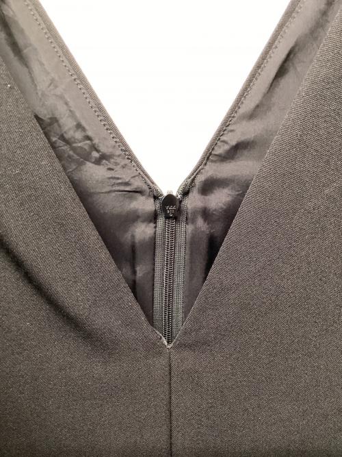 Noble（ノーブル）Noble (ノーブル) ストレートVネックワンピース ブラック サイズ:36の古着・服飾アイテム