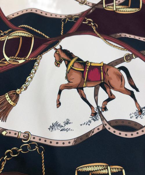 Pinky & Dianne（ピンキーアンドダイアン）Pinky & Dianne (ピンキーアンドダイアン) スカーフプリントフレアスカート ネイビー サイズ:38の古着・服飾アイテム