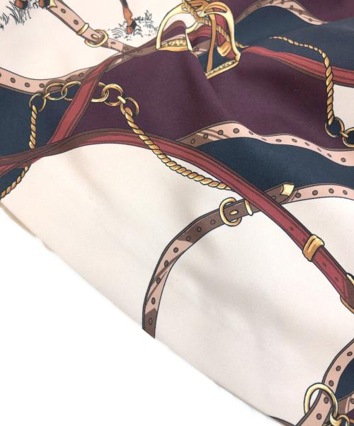 Pinky & Dianne（ピンキーアンドダイアン）Pinky & Dianne (ピンキーアンドダイアン) スカーフプリントフレアスカート ネイビー サイズ:38の古着・服飾アイテム