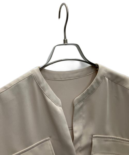 Noble（ノーブル）Noble (ノーブル) ワークディテールドレープシャツ2 アイボリー サイズ:SIZEFREEの古着・服飾アイテム