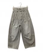 DRAWERドゥロワー）の古着「WINTER1 ブラックデニムタックパンツ」
