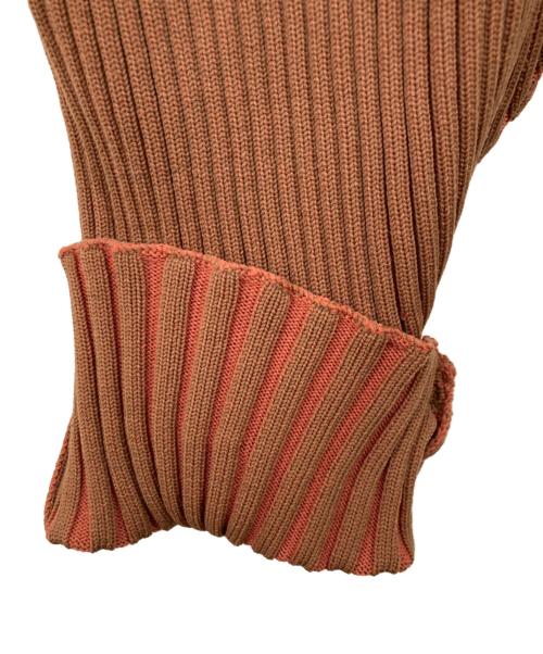 ISSEY MIYAKE（イッセイミヤケ）ISSEY MIYAKE (イッセイミヤケ) ニットプリーツカーディガン ブラウン サイズ:2の古着・服飾アイテム