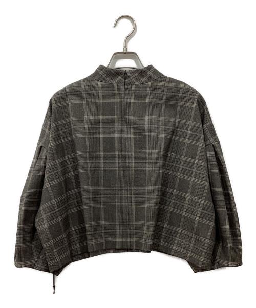 RIM.ARK（リムアーク）RIM.ARK (リムアーク) Stand collar short tops グレー サイズ:Freeの古着・服飾アイテム