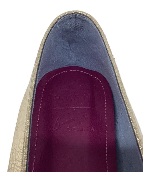 Daniella & GEMMA（ダニエラ＆ジェマ）Daniella & GEMMA (ダニエラ＆ジェマ) H.V.F.N. (ハブファン) メタリックラウンドトゥフラットシューズ ゴールド サイズ:39の古着・服飾アイテム