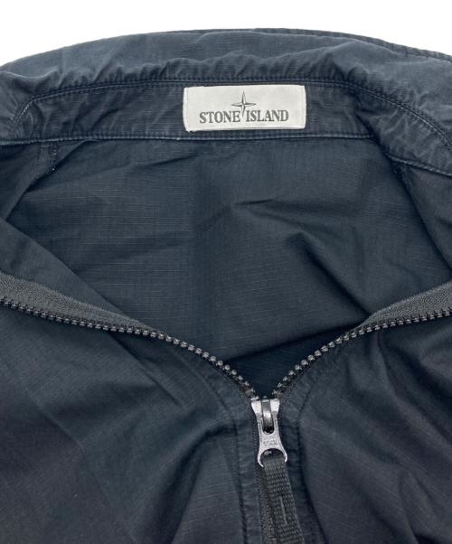 STONE ISLAND（ストーンアイランド）STONE ISLAND (ストーンアイランド) 製品染めオーバーシャツジャケット ブラック サイズ:Mの古着・服飾アイテム