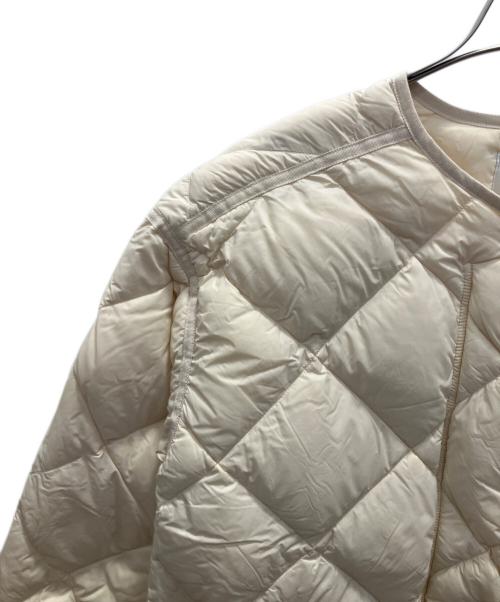 URBAN RESEARCH DOORS（アーバンリサーチドアーズ）URBAN RESEARCH DOORS (アーバンリサーチドアーズ) ライトダウンキルトコート アイボリー サイズ:SIZE Mの古着・服飾アイテム