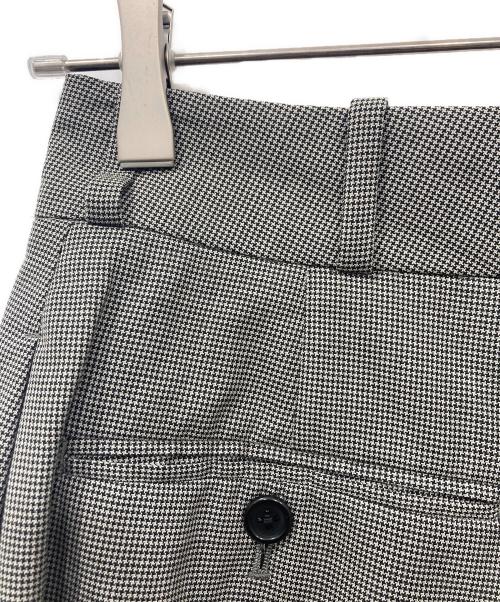 MARGARET HOWELL（マーガレットハウエル）MARGARET HOWELL (マーガレットハウエル) FINE WOOL POPLIN キュロット ラップスカート グレー サイズ:１の古着・服飾アイテム