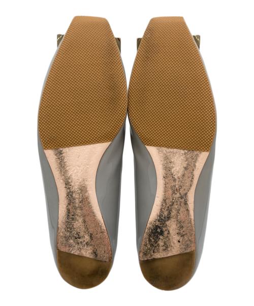 Roger Vivier（ロジェ ヴィヴィエ）Roger Vivier (ロジェ ヴィヴィエ) Trompette Ballerina グレー サイズ:-（実寸直径26cm）の古着・服飾アイテム