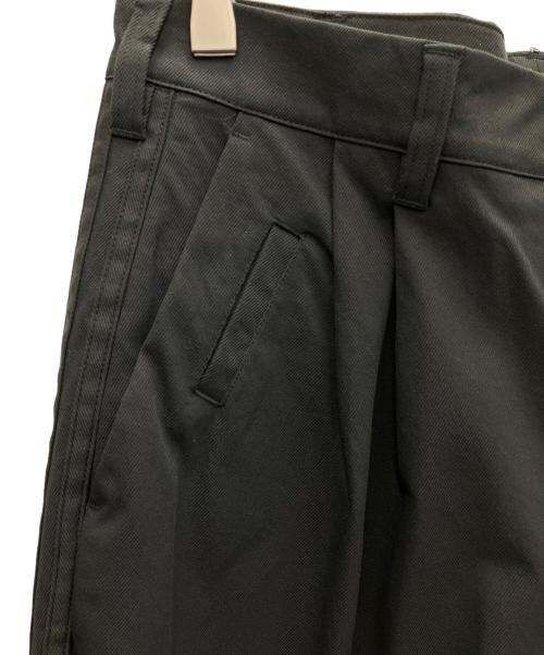 adidas（アディダス）adidas (アディダス) ROLLING LINKS ツイストウィーブ ワイド チノパンツ ブラック サイズ:79 未使用品の古着・服飾アイテム