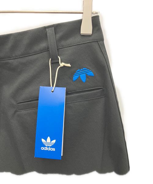 adidas（アディダス）adidas (アディダス) ROLLING LINKS ツイストウィーブ ワイド チノパンツ ブラック サイズ:79 未使用品の古着・服飾アイテム