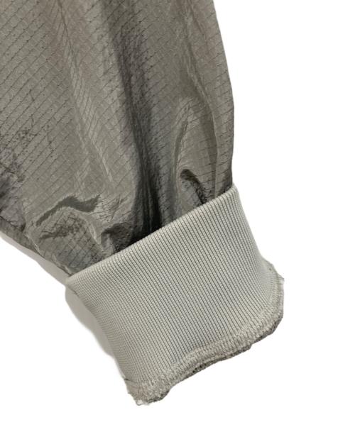 STONE ISLAND（ストーンアイランド）STONE ISLAND (ストーンアイランド) Nylon Metal Watro Sweat グレー サイズ:Mの古着・服飾アイテム