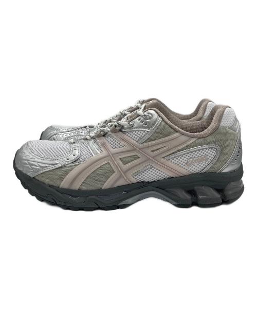 asics（アシックス）asics (アシックス) KITH RONNIE FIEG (キスロニーフィグ) スニーカー シルバー×ベージュ サイズ:US 9 1/2の古着・服飾アイテム