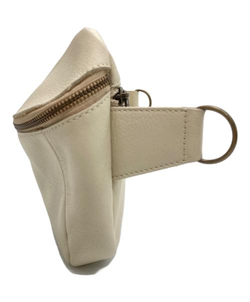 kanmi（カンミ）kanmi (カンミ) All Story ボディバッグ ホワイトの古着・服飾アイテム