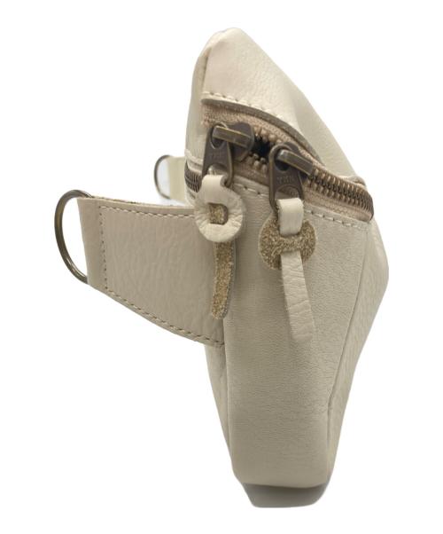 kanmi（カンミ）kanmi (カンミ) All Story ボディバッグ ホワイトの古着・服飾アイテム