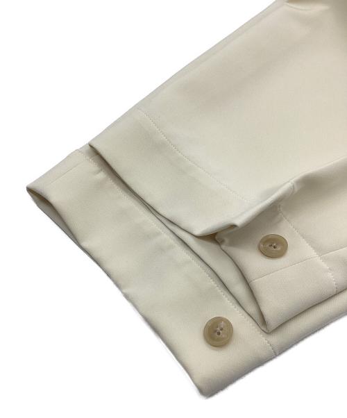 MARW UNITED ARROWS（マルゥ ユナイテッドアローズ）MARW UNITED ARROWS (マルゥ ユナイテッドアローズ) タックパンツ アイボリー サイズ:36の古着・服飾アイテム