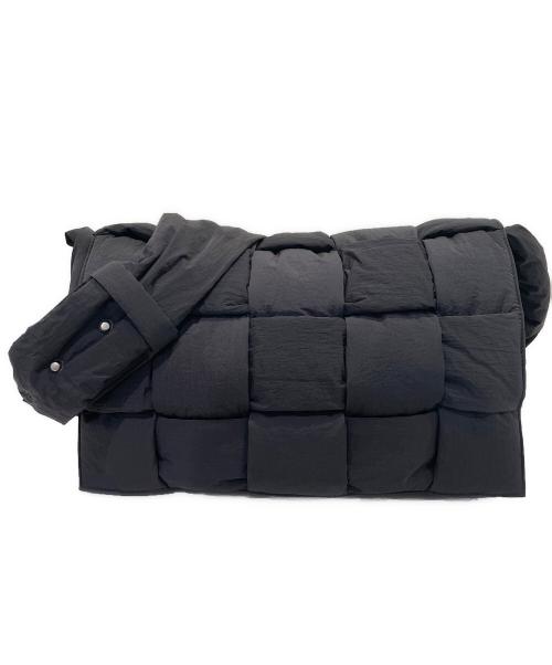 BOTTEGA VENETA（ボッテガベネタ）BOTTEGA VENETA (ボッテガベネタ) マキシ パデッド テック カセット ブラックの古着・服飾アイテム