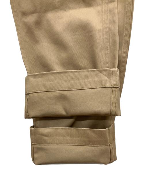 fennica（フェニカ）fennica (フェニカ) Buzz Rickson's (バズリクソンズ) シンチバック チノパン カーキ サイズ:71cm (W28) 未使用品の古着・服飾アイテム