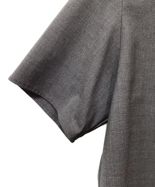 theory（セオリー）theory (セオリー) Traceable Wool Boxy SS PKT SH グレー サイズ:P 未使用品の古着・服飾アイテム
