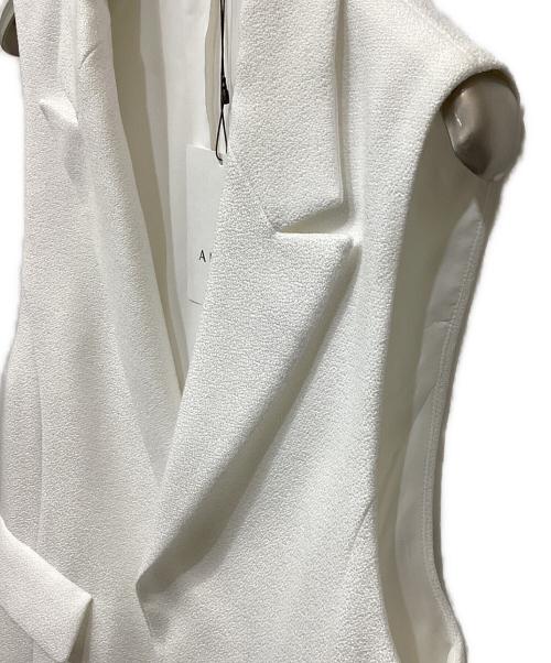 ANAYI（アナイ）ANAYI (アナイ) バスケットツイードペプラムジレ ホワイト サイズ:36の古着・服飾アイテム