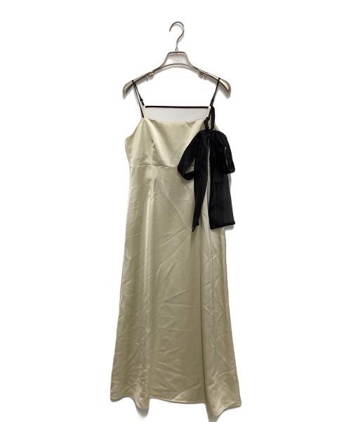 FRAY ID（フレイ アイディー）FRAY ID (フレイ アイディー) カーデセットリボンショルダーワンピース ベージュ サイズ:1 未使用品の古着・服飾アイテム