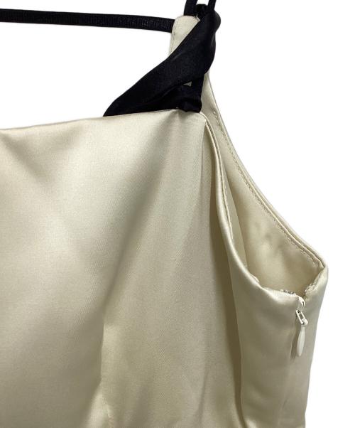 FRAY ID（フレイ アイディー）FRAY ID (フレイ アイディー) カーデセットリボンショルダーワンピース ベージュ サイズ:1 未使用品の古着・服飾アイテム