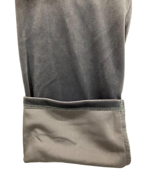 aere（アエレ）aere (アエレ) Vネックベロアワンピース グレー サイズ:3の古着・服飾アイテム