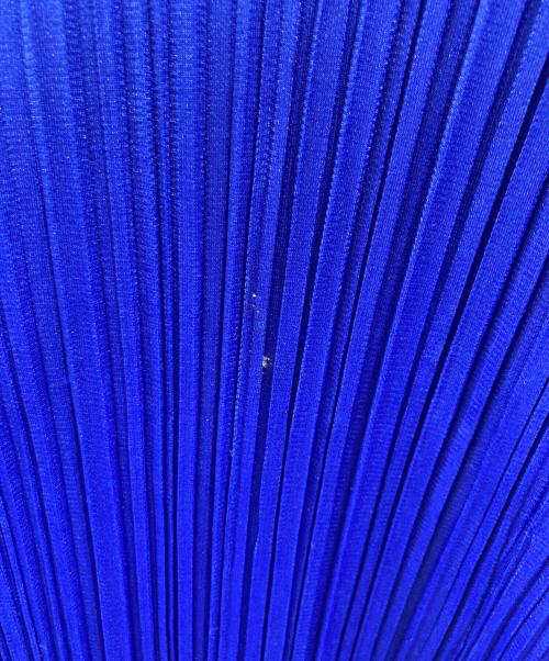 PLEATS PLEASE（プリーツプリーズ）PLEATS PLEASE (プリーツプリーズ) プリーツワンピース ブルー サイズ:3の古着・服飾アイテム