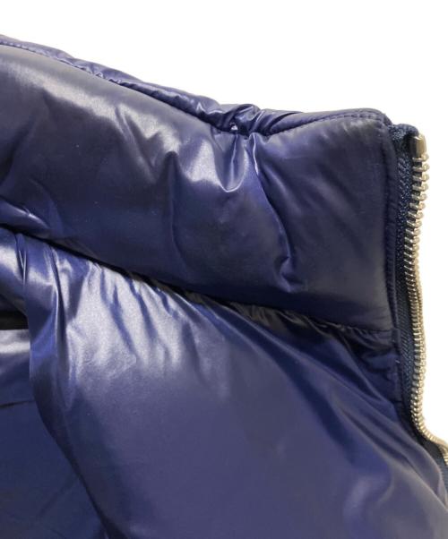 PRADA（プラダ）PRADA (プラダ) シャイニーナイロンダウンジャケット　SGC089 ネイビー サイズ:Mの古着・服飾アイテム