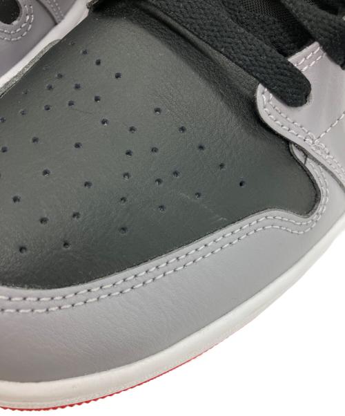 NIKE（ナイキ）NIKE (ナイキ) JORDAN 1 LOW グレー×レッド×ブラック サイズ:28.5 未使用品の古着・服飾アイテム