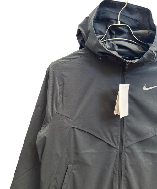NIKE（ナイキ）NIKE (ナイキ) IMPLGHTウィンドランナー ブラック サイズ:М 未使用品の古着・服飾アイテム
