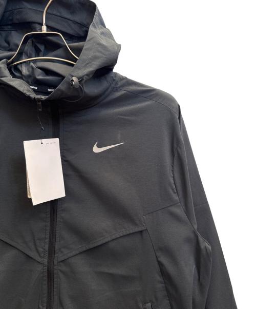 NIKE（ナイキ）NIKE (ナイキ) IMPLGHTウィンドランナー ブラック サイズ:М 未使用品の古着・服飾アイテム