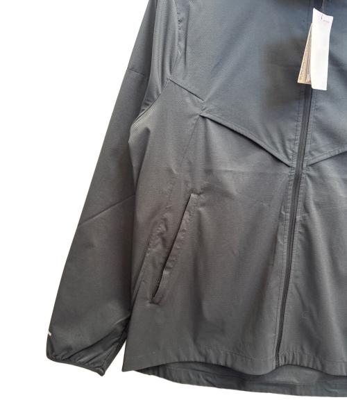 NIKE（ナイキ）NIKE (ナイキ) IMPLGHTウィンドランナー ブラック サイズ:М 未使用品の古着・服飾アイテム
