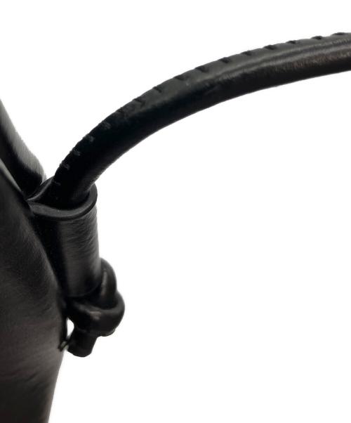 YAHKI（ヤーキ）YAHKI (ヤーキ) SMALL ショルダー バッグ ブラック 未使用品の古着・服飾アイテム