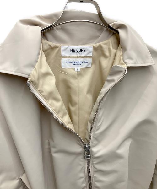 The Cure（ザ キュア）The Cure (ザ キュア) YUKO KUROSAWA (ユウコクロサワ) ショートギャザージャケット ベージュ サイズ:SIZE1の古着・服飾アイテム