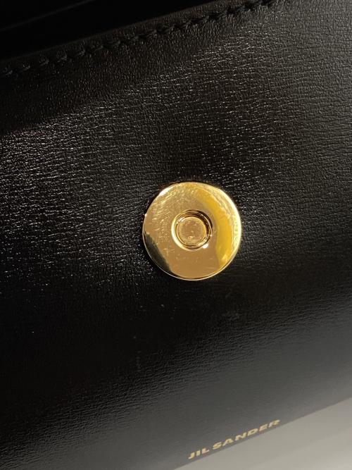 JIL SANDER（ジルサンダー）JIL SANDER (ジルサンダー) CANNOLO SM BAG ブラックの古着・服飾アイテム