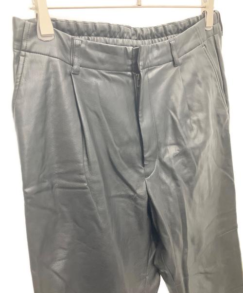 stein（シュタイン）stein (シュタイン) FAKE LEATHER TROUSERS ブラック サイズ:SIZEMの古着・服飾アイテム